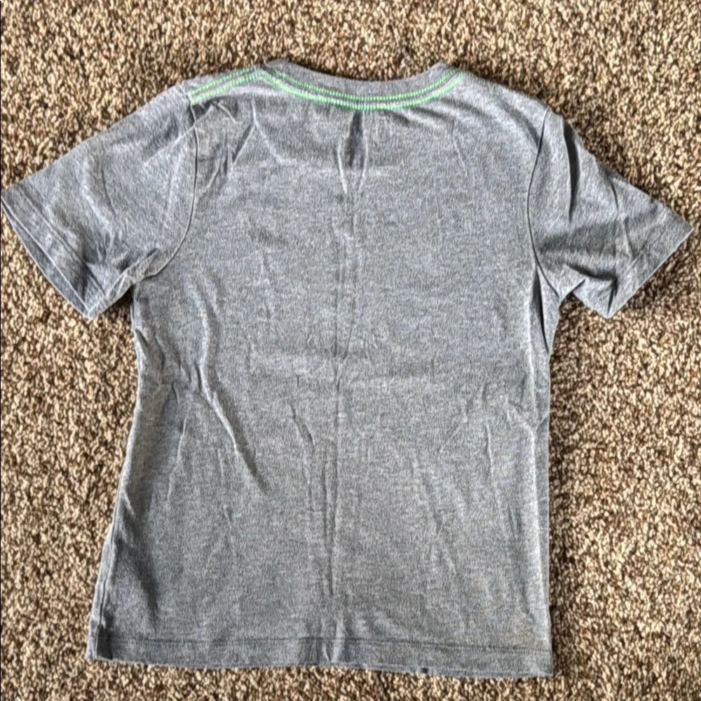 Lot of 4 Adidas Short Sleeve Tees Boys, size 7 - Picture 10 of 13
